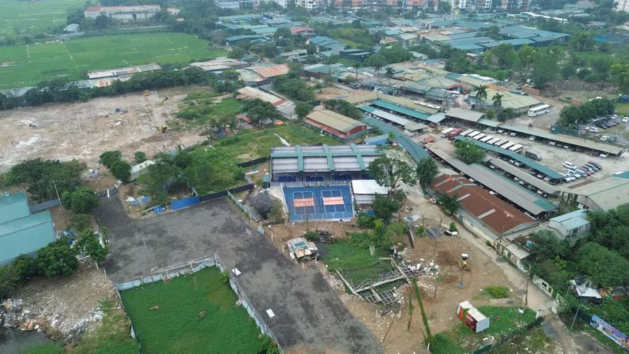 Cận cảnh sân Pickleball 'mọc' trên đất nông nghiệp, dự án bỏ hoang ở Hà Nội