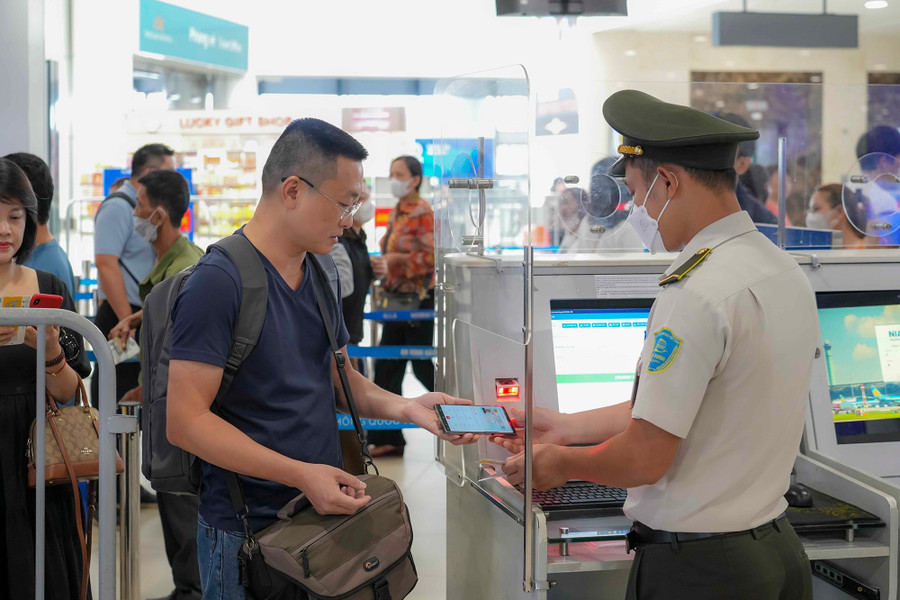 Yêu cầu các hãng hàng không có biện pháp giảm hành khách bị từ chối nhập cảnh