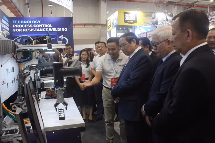 Thủ tướng Phạm Minh Chính đề ra 3 nhiệm vụ tiên phong cho tỉnh Bình Dương.