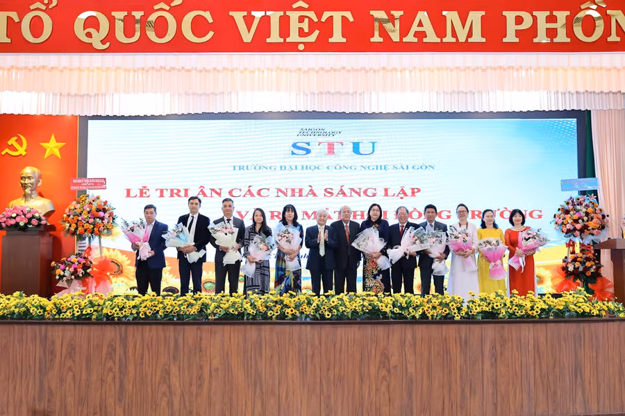 Trường ĐH Công nghệ Sài Gòn (STU) ra mắt Hội đồng trường và tri ân các Nhà sáng lập