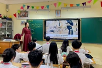 Giờ học tại Trường THCS Đống Đa (Kim Liên, Hà Nội). Ảnh: NTCC