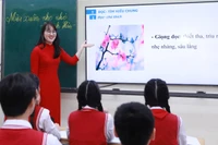 Cô, trò Trường THCS Chương Dương (Hồng Hà, Hà Nội) trong giờ học Ngữ văn. Ảnh: Đình Tuệ