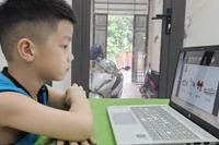Học sinh Hà Nội học trực tuyến trong các ngày 6 - 7/10. Ảnh: Đình Tuệ 