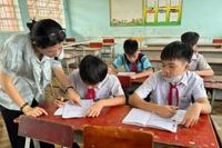 Trường THCS Nguyễn Hiền (TPHCM) bồi dưỡng miễn phí cho học sinh trong dịp hè. Ảnh: Hồ Phúc