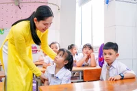 Cô trò Trường Tiểu học Ngô Quyền (TP Cần Thơ). Ảnh minh họa: Thành Thật