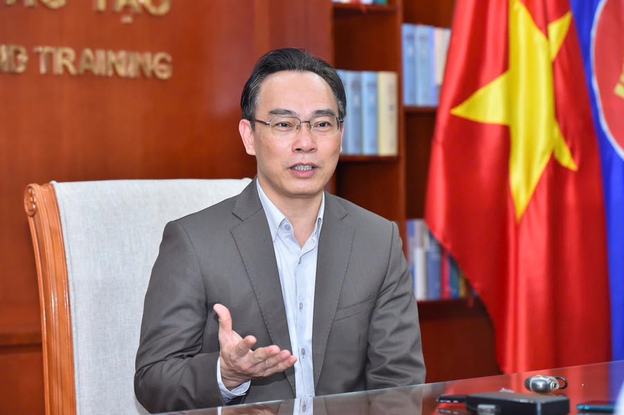 Thứ trưởng Bộ GD&ĐT Hoàng Minh Sơn. Ảnh: Trần Hiệp.