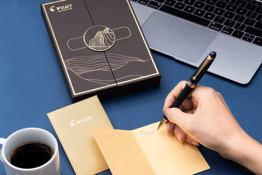 Bút ký cao cấp PILOT - thương hiệu ra đời từ năm 1918.