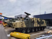 Thiết giáp lội nước BT-3F chuẩn bị tham chiến