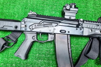 Kalashnikov trình bày phiên bản nhỏ gọn mới của AK-19