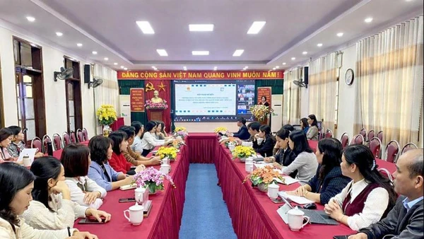 Các đại biểu tham dự hội nghị tại Tuyên Quang.