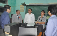 Đồng bào cả nước, Bộ GD&ĐT luôn sẵn sàng hỗ trợ cán bộ, GV, HS vùng lũ ảnh 4