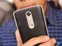 Ảnh thực tế Motorla Droid Turbo 2