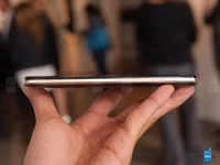 Ảnh thực tế Motorla Droid Turbo 2