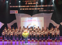 Tuyên dương học sinh đoạt giải quốc tế và thủ khoa đại học ảnh 4