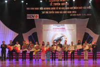 Tuyên dương học sinh đoạt giải quốc tế và thủ khoa đại học ảnh 7