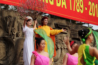 Hội gò Đống Đa tưng bừng khí thế thắng ngoại xâm ảnh 11