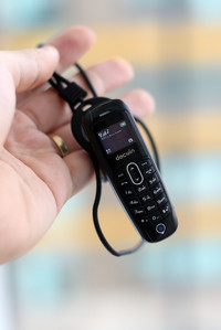 Điện thoại di động bé bằng ngón tay, kiêm tai nghe Bluetooth ảnh 12