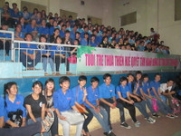 Sinh viên Huế hưởng ứng giờ trái đất ảnh 3