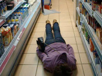 12 trường hợp bị đuổi việc vì Facebook ảnh 2