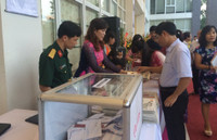 Trung tướng triển lãm tranh gây quỹ giúp học trò nghèo ảnh 2 Trung tướng triển lãm tranh gây quỹ giúp học trò nghèo ảnh 2