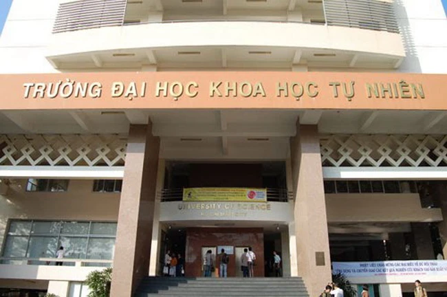 Trường ĐH Khoa học Tự nhiên cơ sở tại Quận 5 TPHCM.