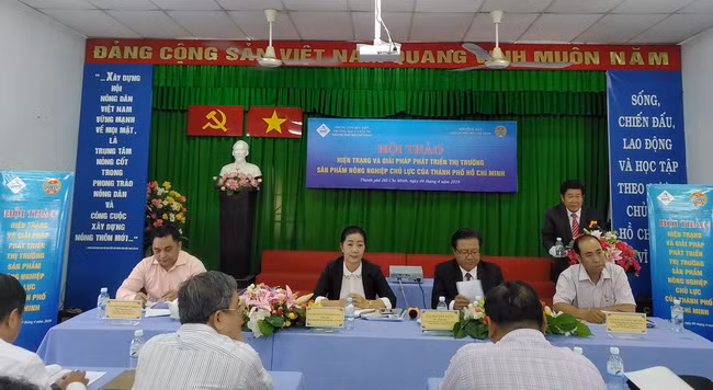 Quang cảnh buổi hội thảo.