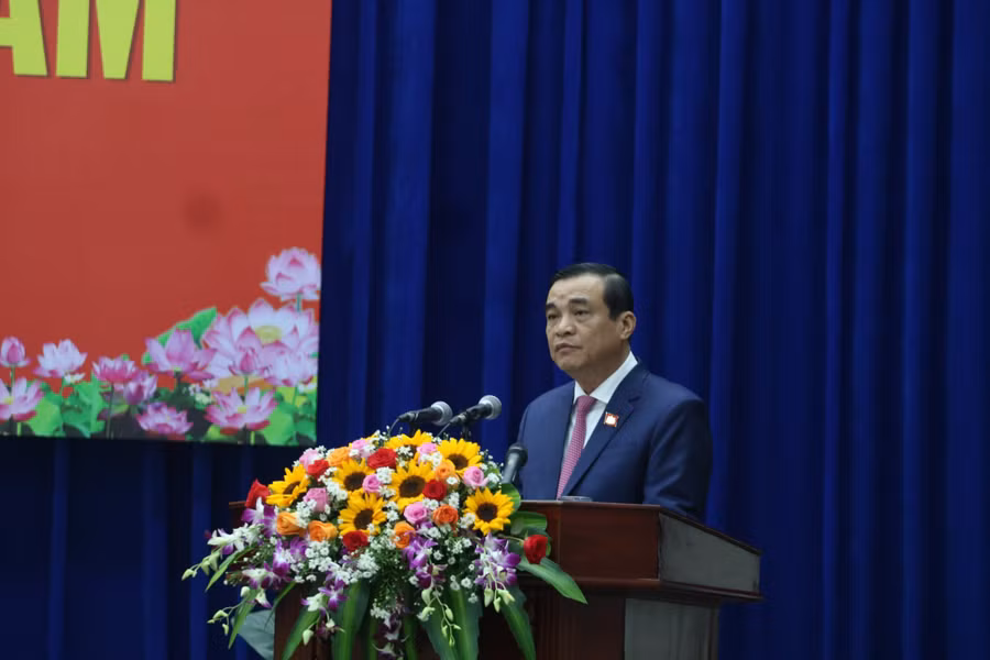 Ông Phan Việt Cường, nguyên Bí thư Tỉnh uỷ Quảng Nam bị miễn nhiệm chức vụ Chủ tịch HĐND tỉnh và cho thôi làm đại biểu HĐND tỉnh. 