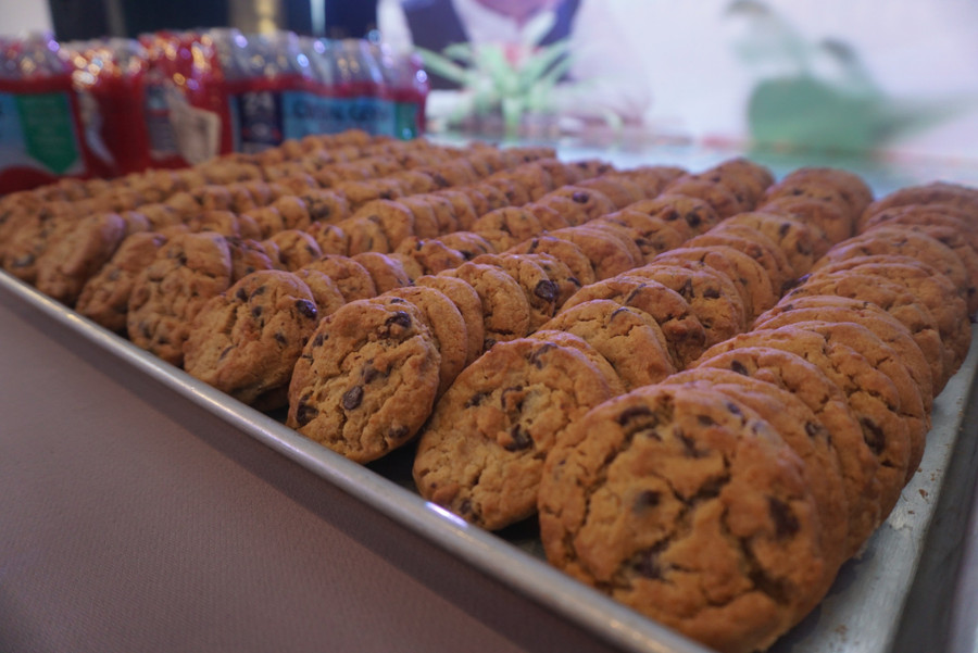 Món bánh Cookie do chính các đầu bếp trên tàu sân bay Mỹ làm, giới thiệu tại chương trình giao lưu ẩm thực. Ảnh: Vinh Hoàng.