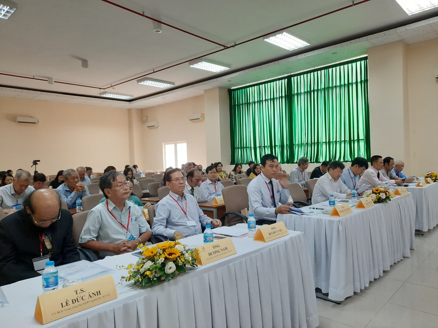 Các đại biểu tham dự đại hội Các đại biểu tham dự đại hội
