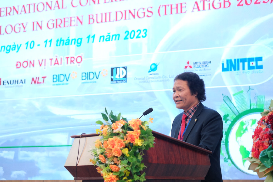 PGS. TS Phan Cao Thọ - Hiệu trưởng Trường Đại học Sư phạm Kỹ thuật (Đại học Đà Nẵng) phát biểu khai mạc hội thảo. (Ảnh: Hoàng Vinh) PGS. TS Phan Cao Thọ - Hiệu trưởng Trường Đại học Sư phạm Kỹ thuật (Đại học Đà Nẵng) phát biểu khai mạc hội thảo. (Ảnh: Hoàng Vinh)