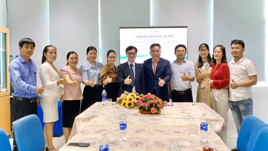 Hợp tác để mở ra cánh cửa cho sinh viên tiếp cận với chuyên gia quốc tế. Ảnh: Cường Huy