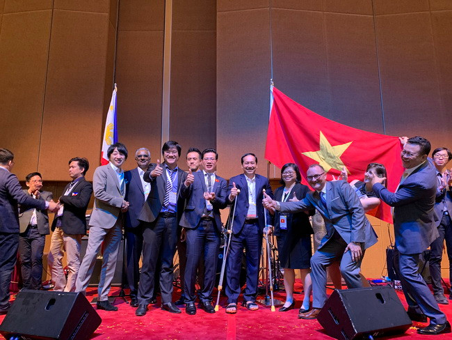 Các chuyên gia của BV ĐHYD tham dự hội nghị khoa học ELSV 2018. Các chuyên gia của BV ĐHYD tham dự hội nghị khoa học ELSV 2018.