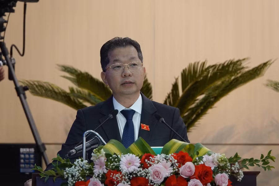 Ông Nguyễn Văn Quảng - Bí thư Thành ủy Đà Nẵng phát biểu tại Kỳ họp thứ 7, HĐND thành phố.