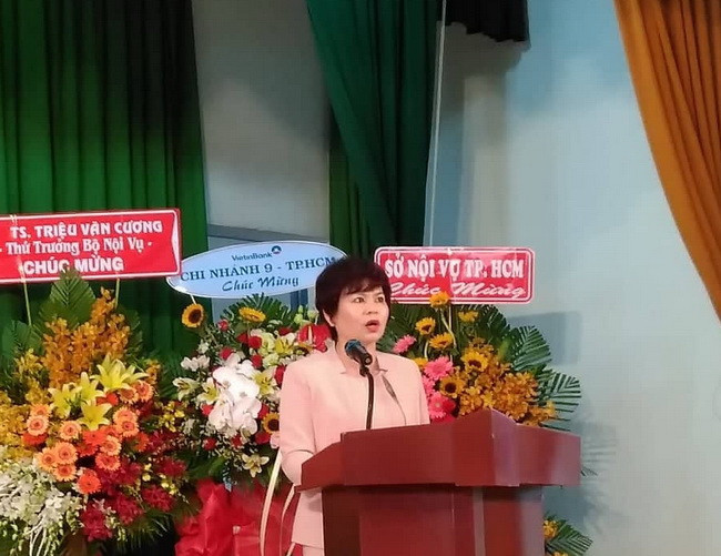 TS Lê Thanh Huyền – Phó Hiệu trưởng Trường ĐH Nội vụ Hà Nội phát biểu trong Lễ Khai giảng năm học mới 2018-2019 tại Cơ sở TPHCM TS Lê Thanh Huyền – Phó Hiệu trưởng Trường ĐH Nội vụ Hà Nội phát biểu trong Lễ Khai giảng năm học mới 2018-2019 tại Cơ sở TPHCM
