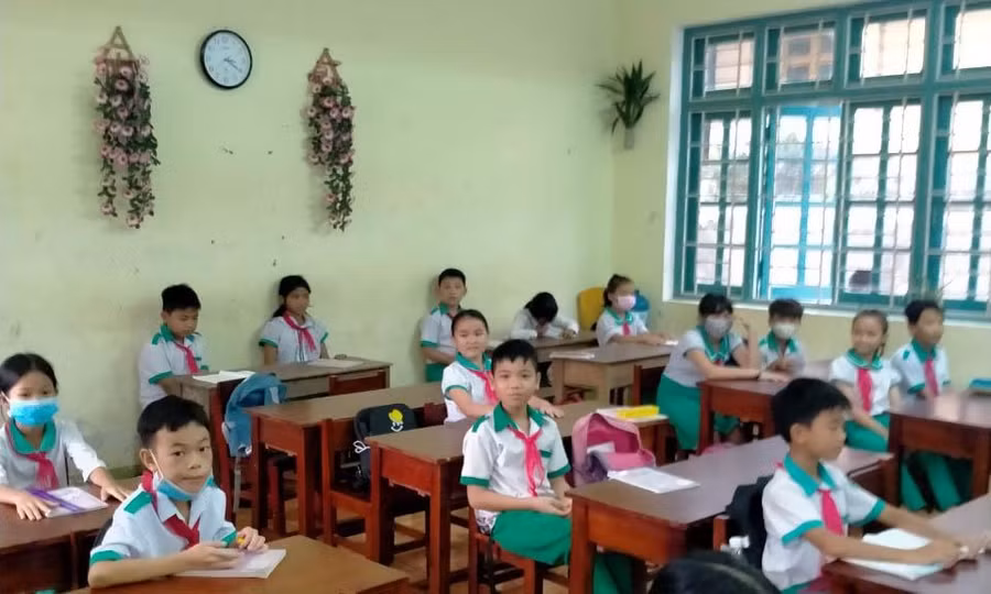 Các em học sinh Trường Tiểu học Nguyễn Viết Xuân.