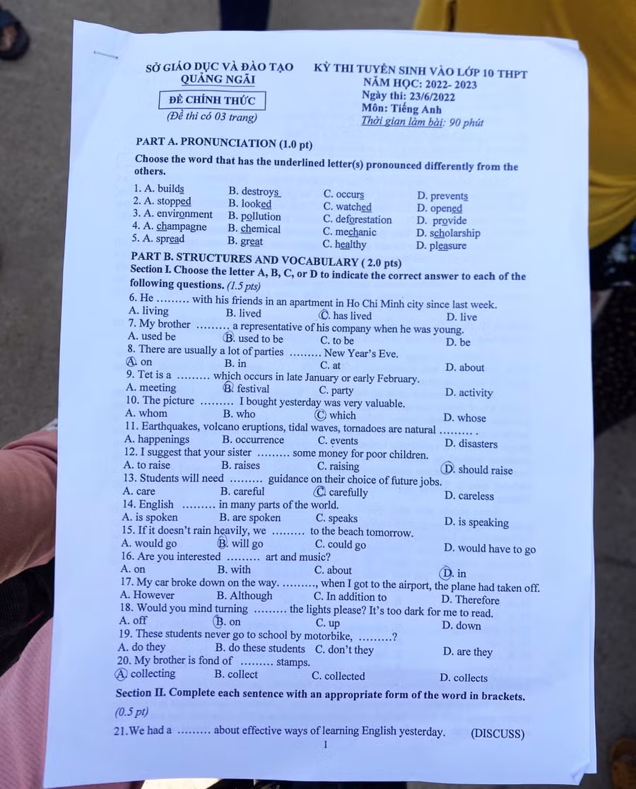Đề thi môn Tiếng Anh kỳ thi tuyển sinh vào lớp 10 tại Quảng Ngãi.