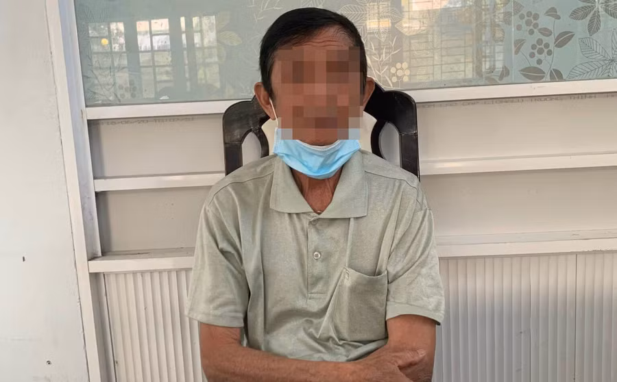 Ông Đức tại cơ quan công an. Ảnh: Công an. 