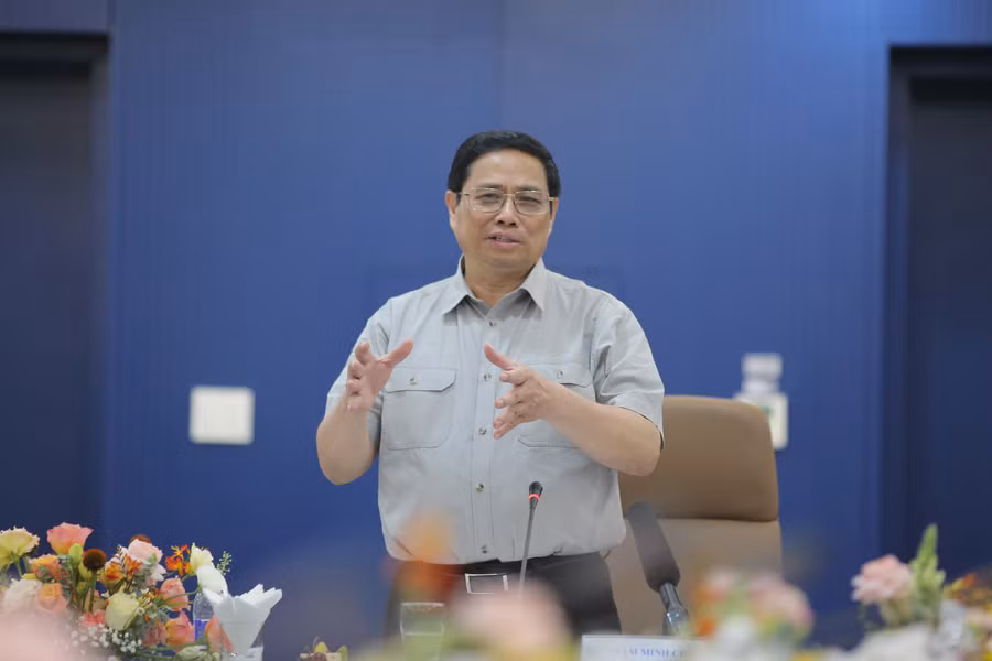 Thủ tướng mong muốn FPT đóng góp nhiều hơn cho việc xây dựng Chính phủ số, phát triển xã hội số...