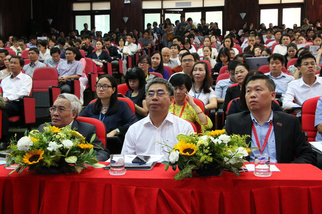 Quang cảnh buổi hội thảo Quang cảnh buổi hội thảo