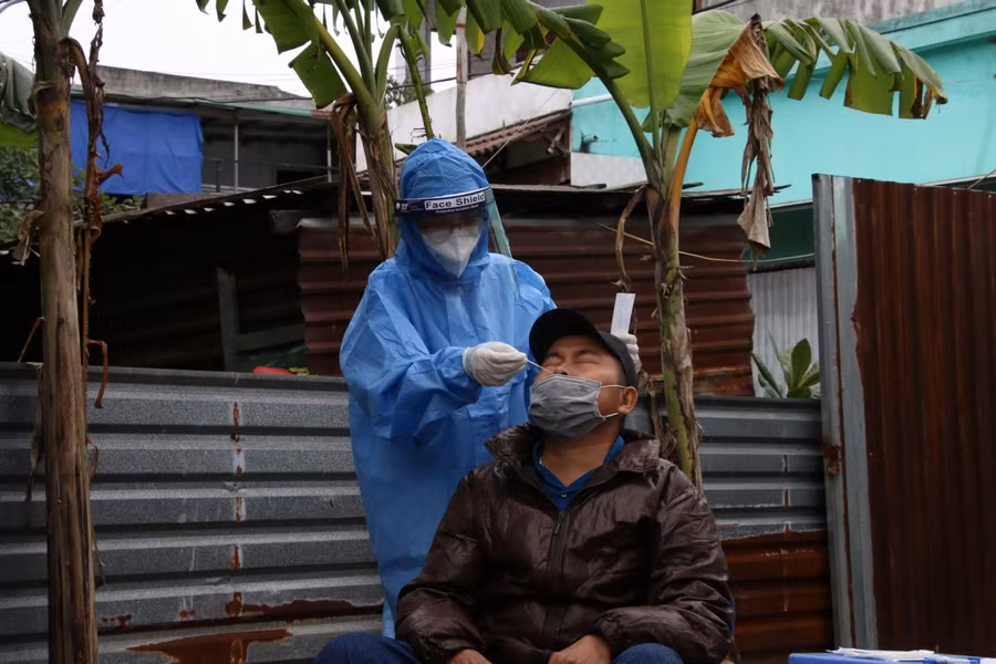 Dịch Covid-19 gây ra nhiều khó khăn cho sự phát triển của thành phố.