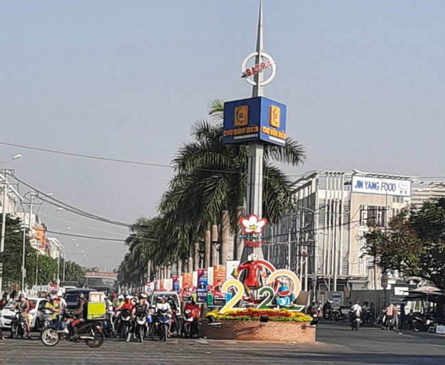 Khu chợ đầu mối Bình Điền luôn nhộn nhịp mua bán hàng hóa những ngày cuối năm Khu chợ đầu mối Bình Điền luôn nhộn nhịp mua bán hàng hóa những ngày cuối năm