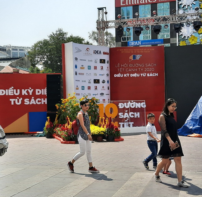 Lễ Hội đường sách -Điều Kỳ diệu từ sách cũng được khai trương tối 22/1 Lễ Hội đường sách -Điều Kỳ diệu từ sách cũng được khai trương tối 22/1
