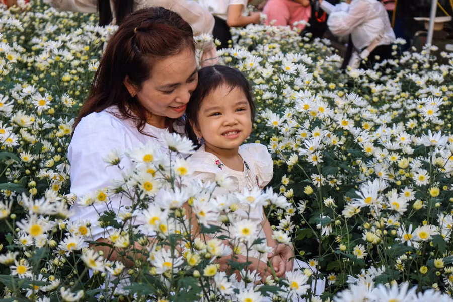 Check-in cùng mẹ. Ảnh: Hoàng Vinh.