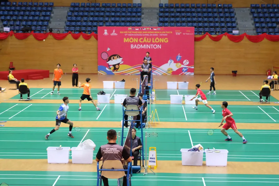 Bộ môn cầu lông thi đấu tại Cung Thể thao Tiên Sơn (TP Đà Nẵng). 
