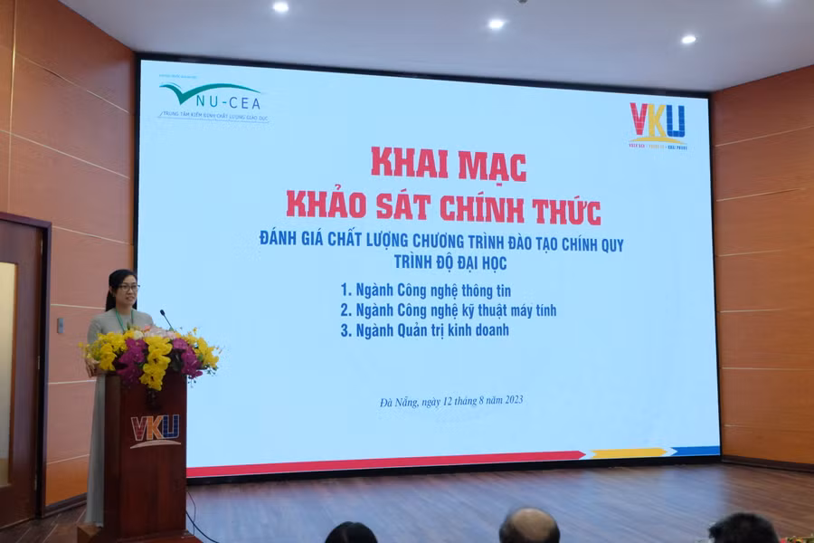 TS. Tạ Thị Thu Hiền – Giám đốc Trung tâm Kiểm định chất lượng giáo dục (Đại học Quốc gia Hà Nội). Ảnh: Hoàng Vinh.