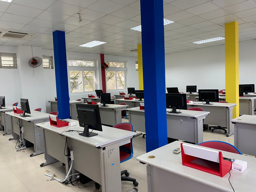 Trường đại học khánh thành phòng Lab nhằm đào tạo nguồn nhân lực chất lượng cao ảnh 2