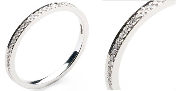 Những món quà đắt giá Kate được nhận từ khi làm dâu hoàng gia Anh - 6