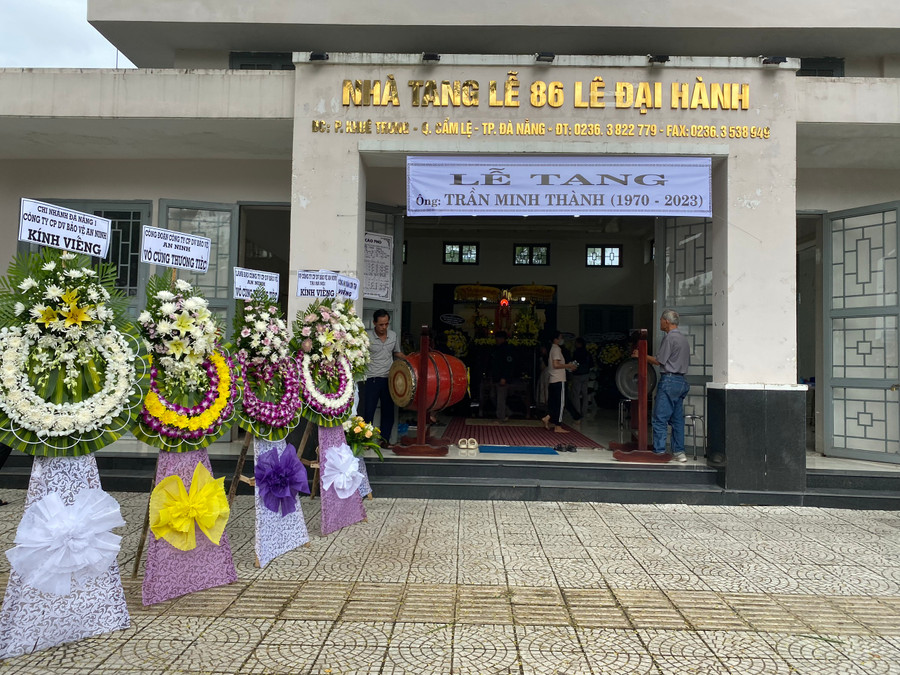 Linh cữu ông Thành được quàn tại nhà Tang lễ số 86 đường Lê Đại Hành. (Ảnh: Hoàng Vinh) Linh cữu ông Thành được quàn tại nhà Tang lễ số 86 đường Lê Đại Hành. (Ảnh: Hoàng Vinh)