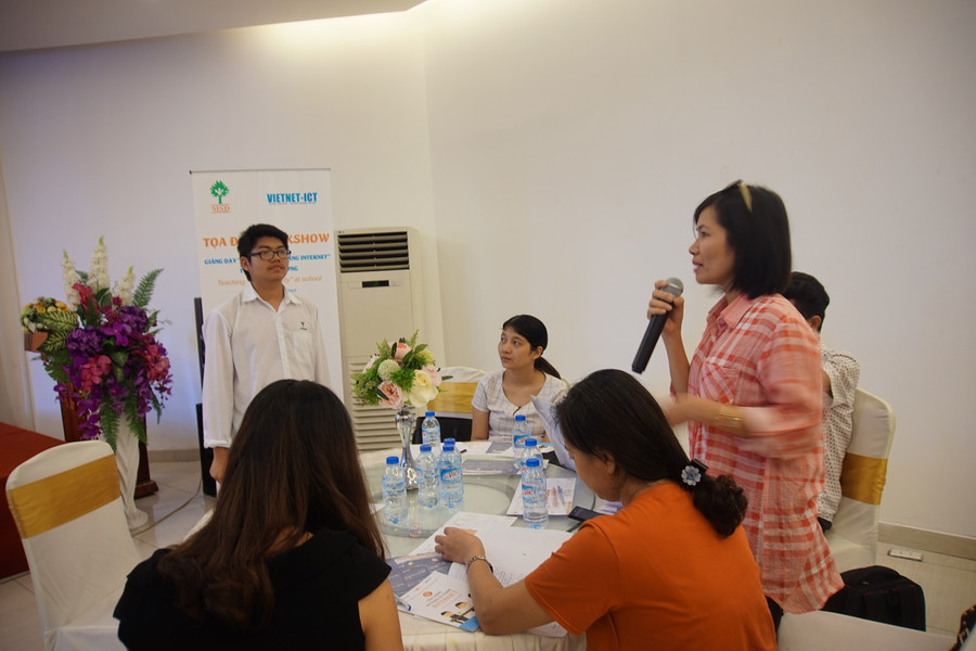 Trao đổi thảo luận tại tọa đàm