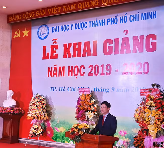 PGS.TS Trần Diệp Tuấn, Hiệu trưởng Trường ĐH Y dược TP.HCM phát biểu tại buổi lễ.